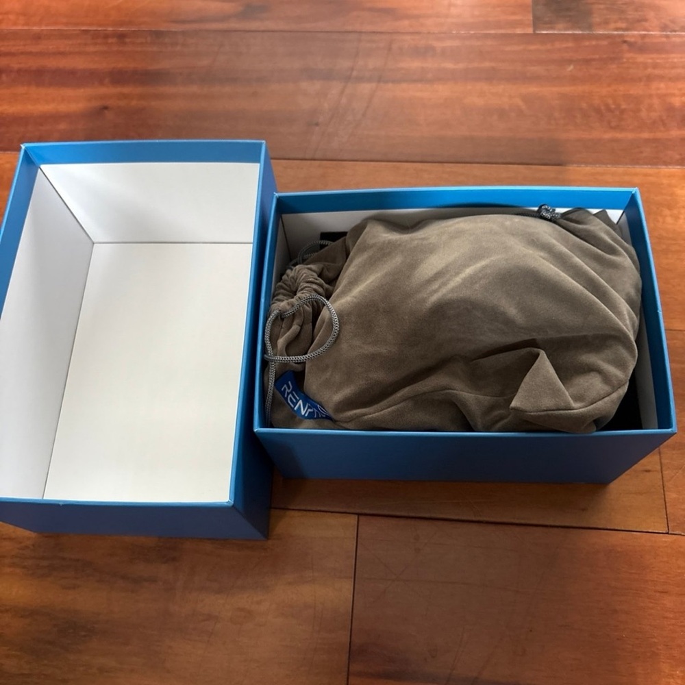 Electronics Wearable in Brown by Renpho